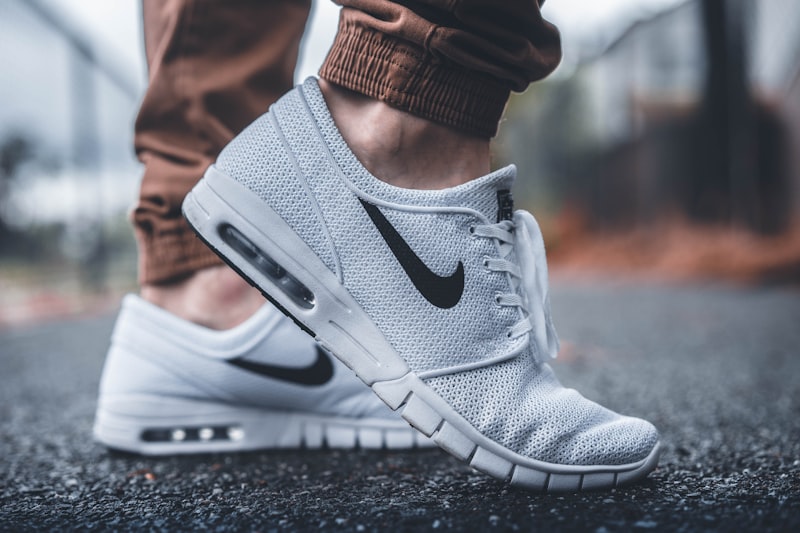 Reselling Sneakers on Vinted: A Practical Guide for 2025